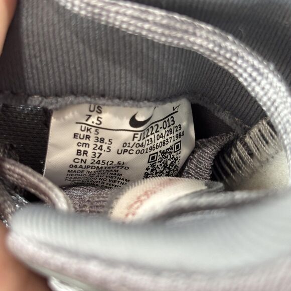 Nike InfinityRN 4 ReactX Running Shoes Women's 7.5 Gray Red White FJ1222-013 - Picture 9 of 9